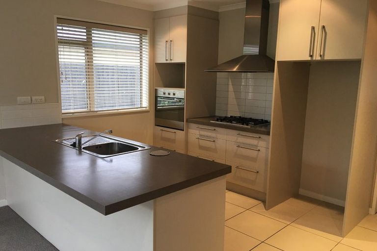 Photo of property in 1b Staffordshire Street, Burwood, Christchurch, 8083