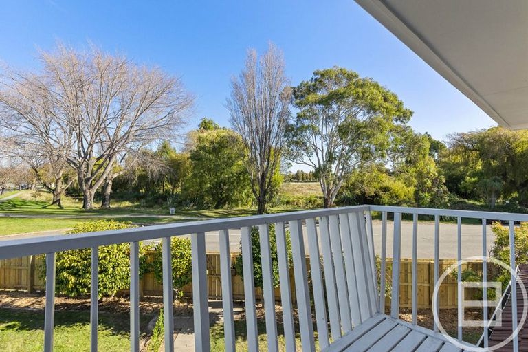 Photo of property in 902 Avonside Drive, Avondale, Christchurch, 8061