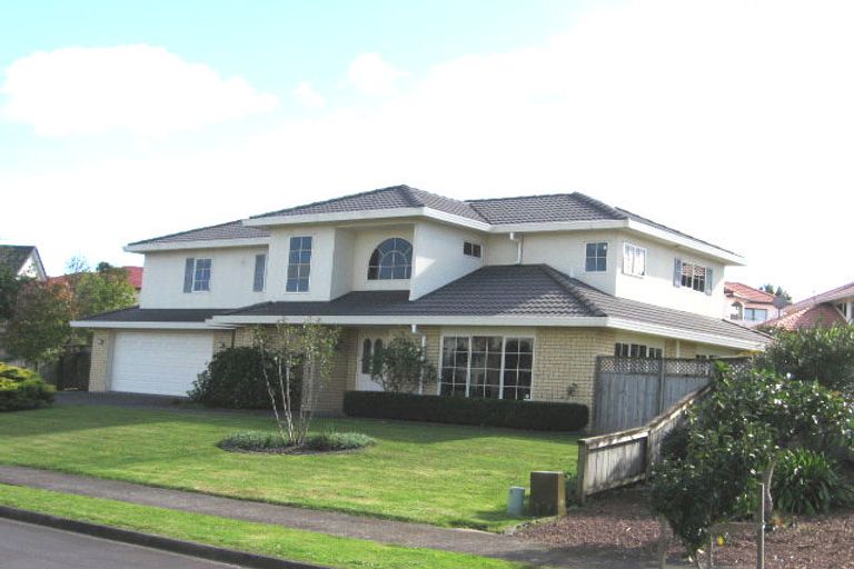 Photo of property in 9 Sandalwood Place, Somerville, Auckland, 2014