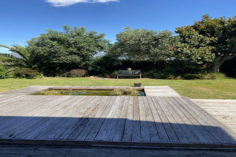 Photo of property in 31 Waiwherowhero Drive, St Andrews, Hamilton, 3200