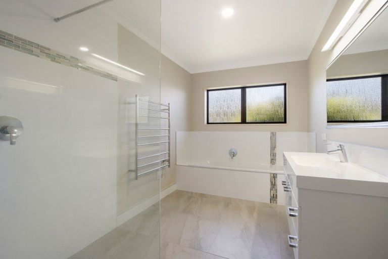 Photo of property in 88 Hamurana Road, Omokoroa, 3114