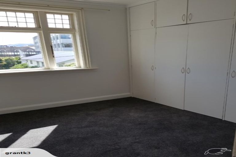 Photo of property in 4 Finlay Terrace, Mount Cook, Wellington, 6021