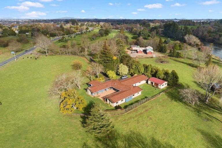 Photo of property in 2037b River Road, Horsham Downs, Hamilton, 3281