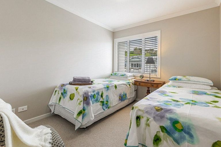Photo of property in 130 Landmark Terrace, Orewa, 0931