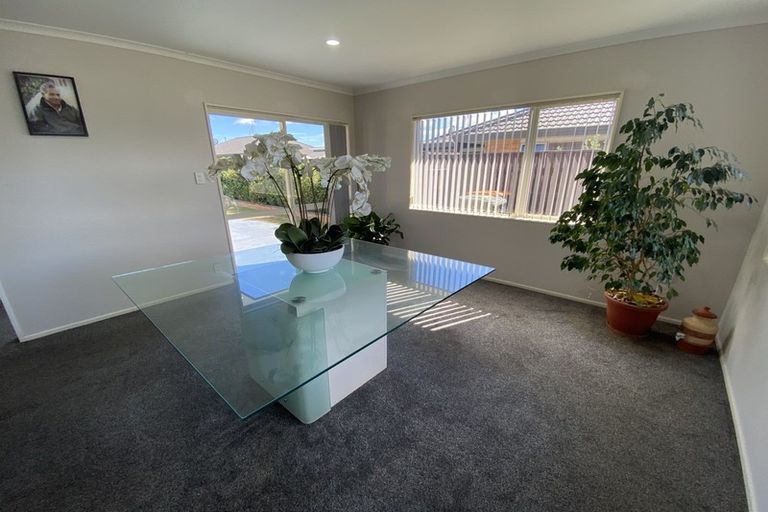 Photo of property in 29 Brooklyn Heights Drive, Kelvin Grove, Palmerston North, 4414