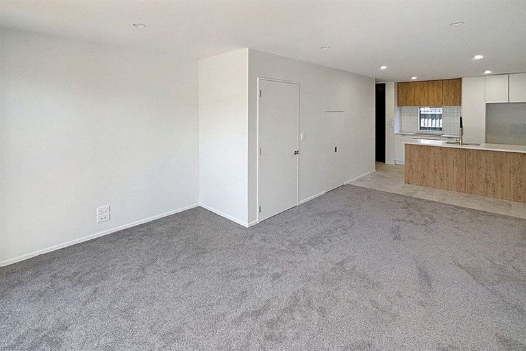 Photo of property in 3/24 Devonport Lane, St Albans, Christchurch, 8014