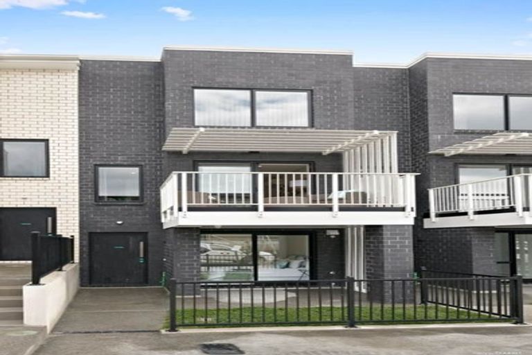 Photo of property in 55 Weir Lane, Silverdale, 0932