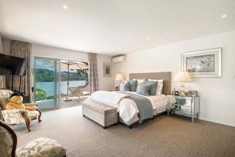 Photo of property in 14 Oscar Road, Greenhithe, Auckland, 0632