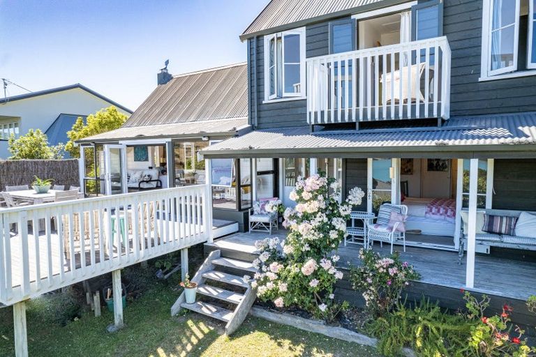 Photo of property in 66 Watson Street, Akaroa, 7520