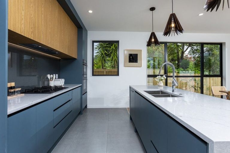 Photo of property in 23a Glenvar Road, Torbay, Auckland, 0630