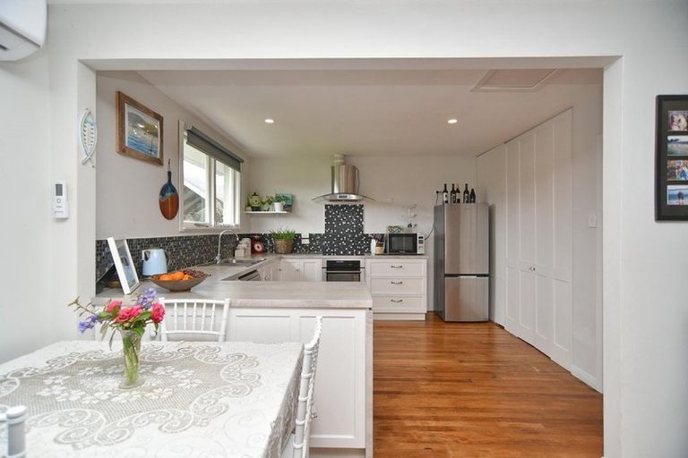 Photo of property in 27 Kings Avenue, Waikuku Beach, 7402