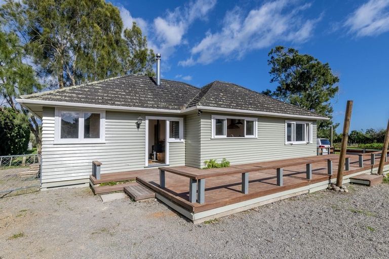 Photo of property in 64 Te Roto Road, Otaki, 5512