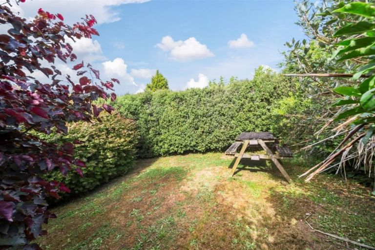 Photo of property in 21 Falstaff Street, Stratford, 4332