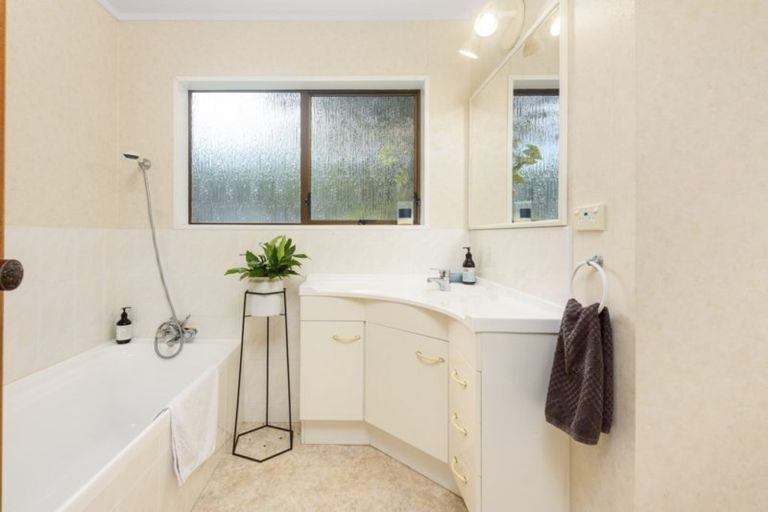 Photo of property in 155 Dickson Road, Papamoa Beach, Papamoa, 3118