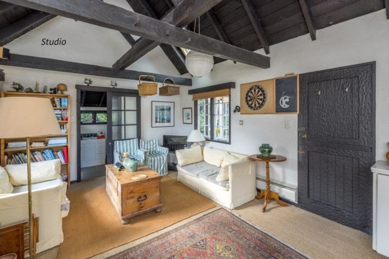 Photo of property in 1 Kohutuhutu Road, Raumati Beach, Paraparaumu, 5032