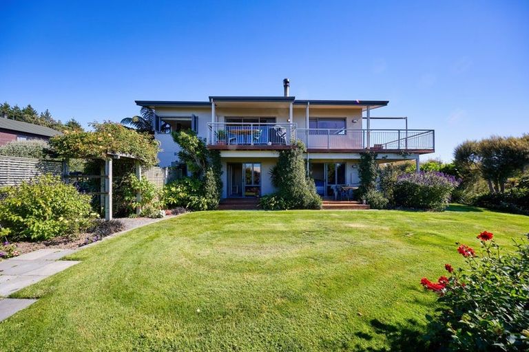 Photo of property in 4 Dover Terrace, Kaikoura, 7300