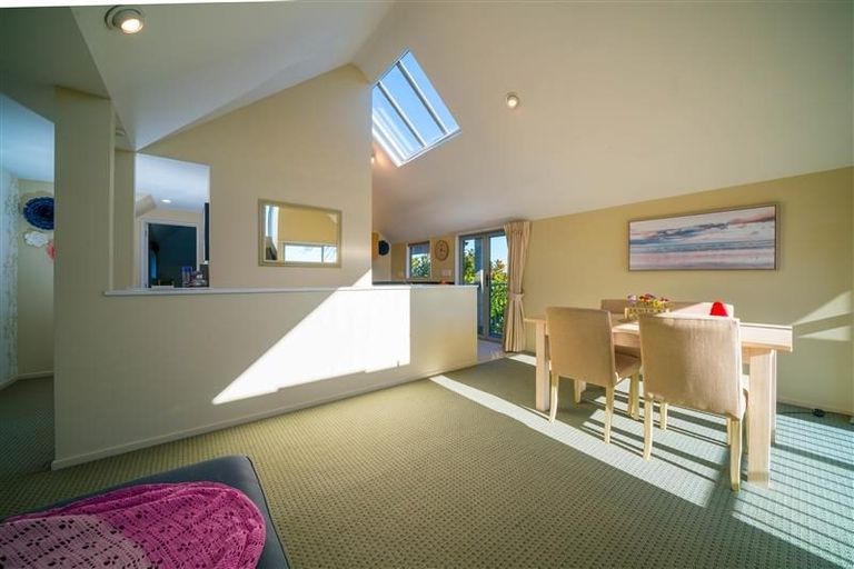 Photo of property in 1/1010 Colombo Street, St Albans, Christchurch, 8014