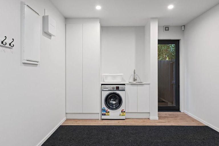 Photo of property in 49b Browns Road, St Albans, Christchurch, 8014