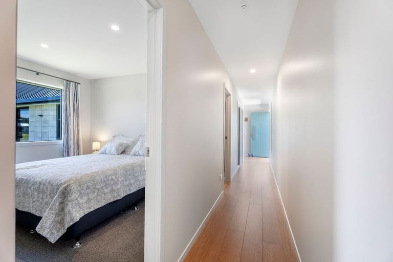 Photo of property in 105 Rangiora Crescent, Matarangi, Whitianga, 3592