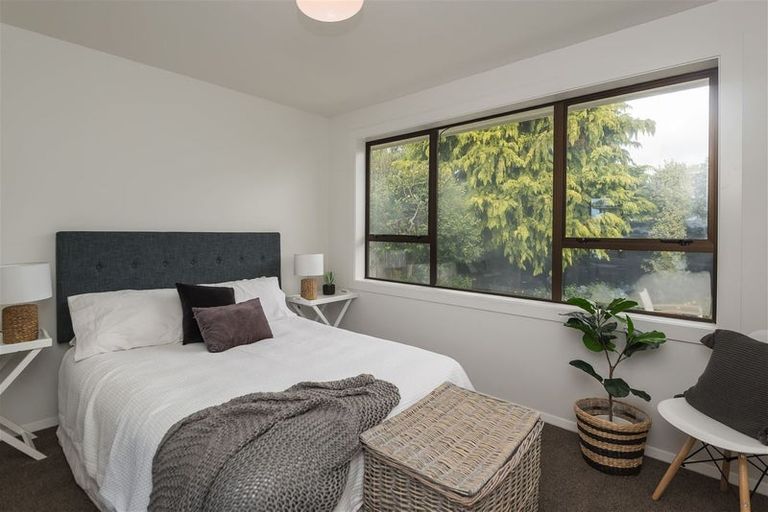 Photo of property in 8 Erin Crescent, Mairehau, Christchurch, 8013