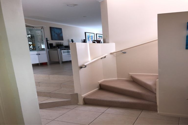 Photo of property in 73 Nautilus Drive, Gulf Harbour, Whangaparaoa, 0930