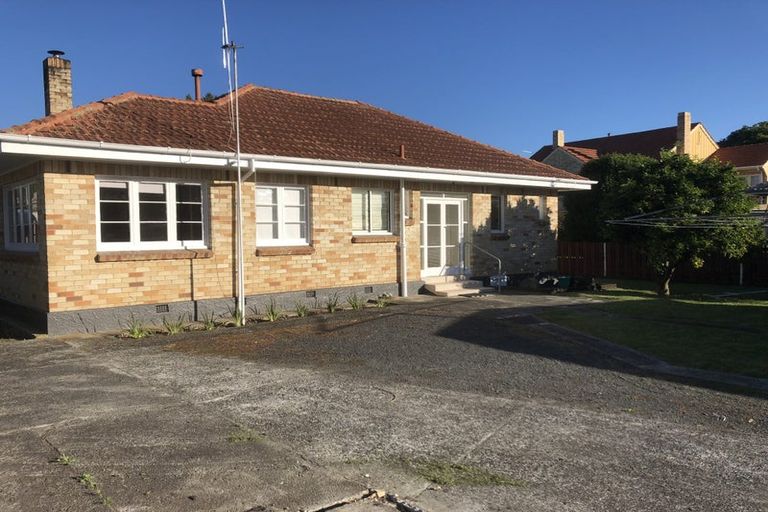 Photo of property in 110 Maeroa Road, Maeroa, Hamilton, 3200