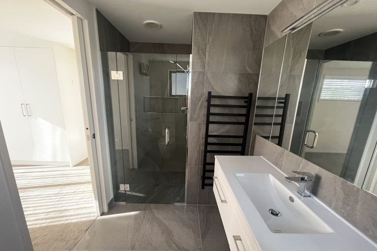 Photo of property in 3 Glen Dene Crescent, Wanaka, 9305