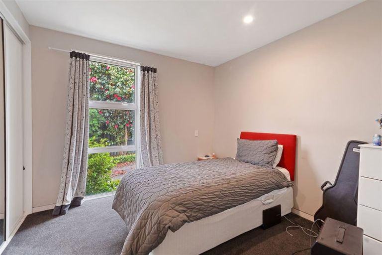 Photo of property in 78 Farquhars Road, Redwood, Christchurch, 8051