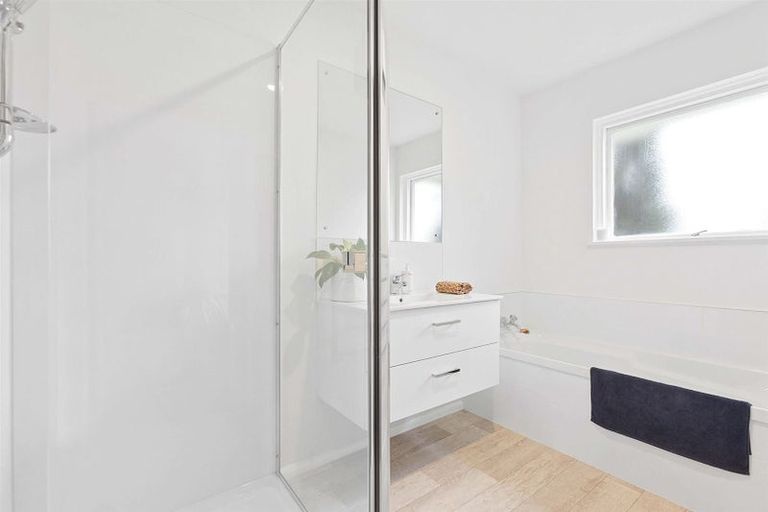 Photo of property in 2/1 Meadow Street, Papanui, Christchurch, 8052