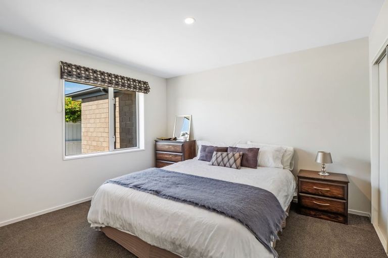 Photo of property in 6 Galatos Street, Rangiora, 7400