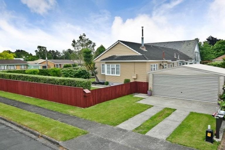 Photo of property in 2 Hurley Place, Cambridge, 3434