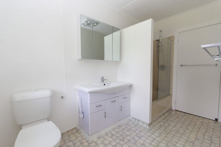 Photo of property in 63 Terou Street, Manaia, 4612