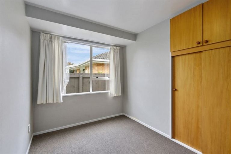 Photo of property in 3/132 Harewood Road, Papanui, Christchurch, 8053