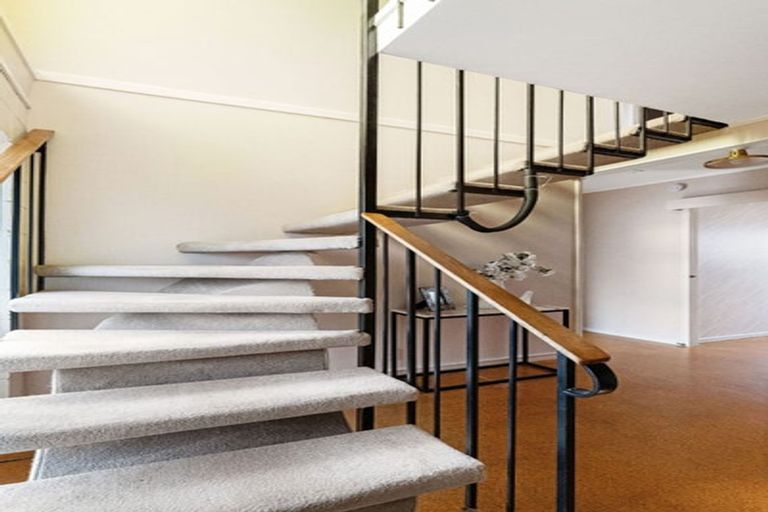 Photo of property in 101 Namata Road, One Tree Hill, Auckland, 1061