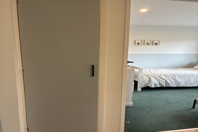 Photo of property in 118 Hillcrest Road, Raumati Beach, Paraparaumu, 5032