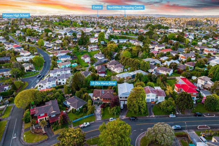 Photo of property in 19 Zita Maria Drive, Massey, Auckland, 0614