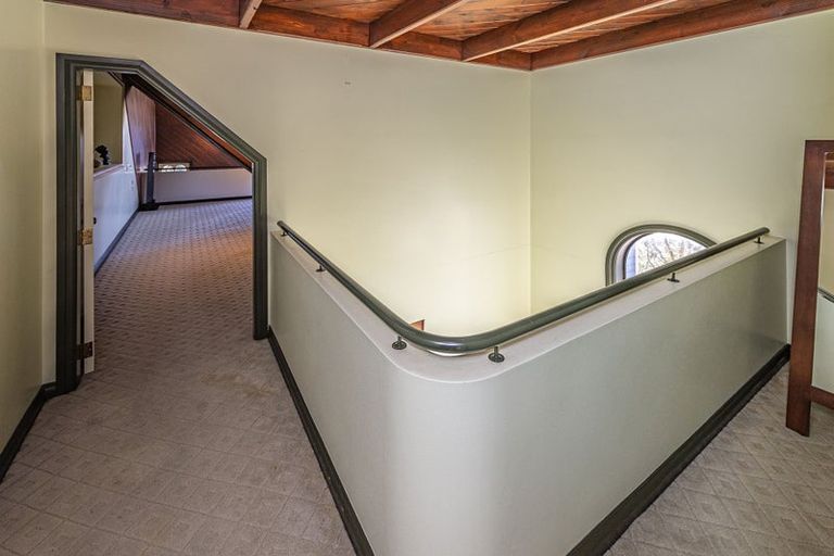 Photo of property in 22 Shakespeare Road, Bastia Hill, Whanganui, 4500