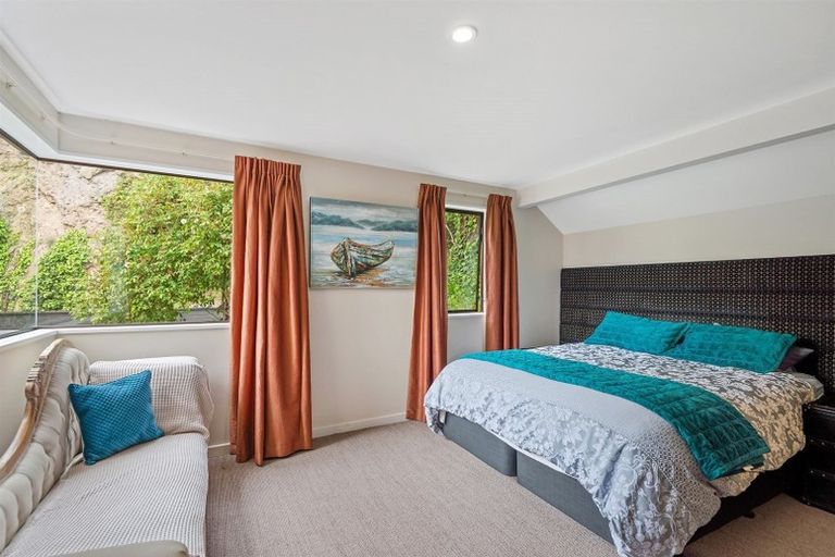 Photo of property in 2 Cannon Hill Crescent, Mount Pleasant, Christchurch, 8081