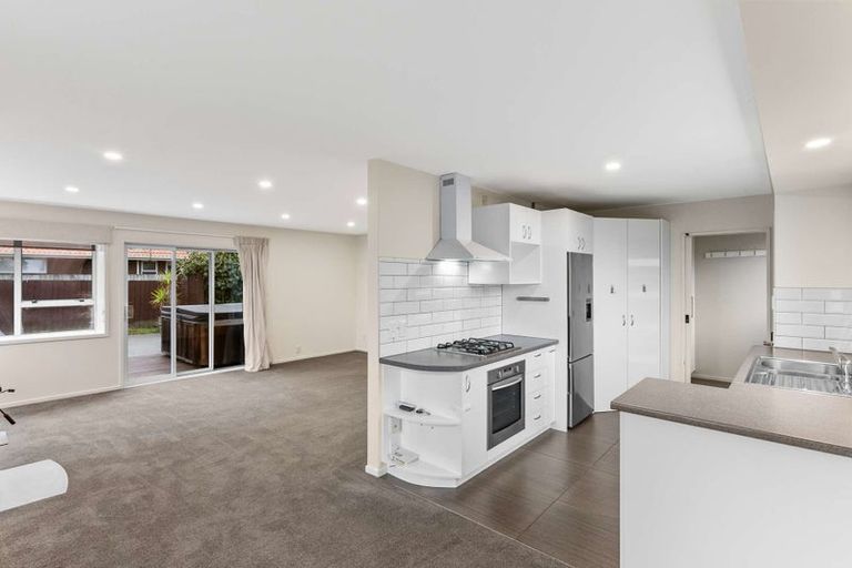 Photo of property in 43 Reginald Street, Burwood, Christchurch, 8083