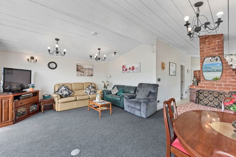 Photo of property in 102 Point Road, Monaco, Nelson, 7011