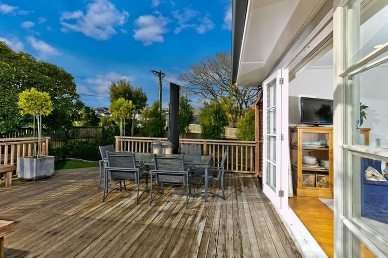 Photo of property in 51 Simpson Road, Ranui, Auckland, 0612