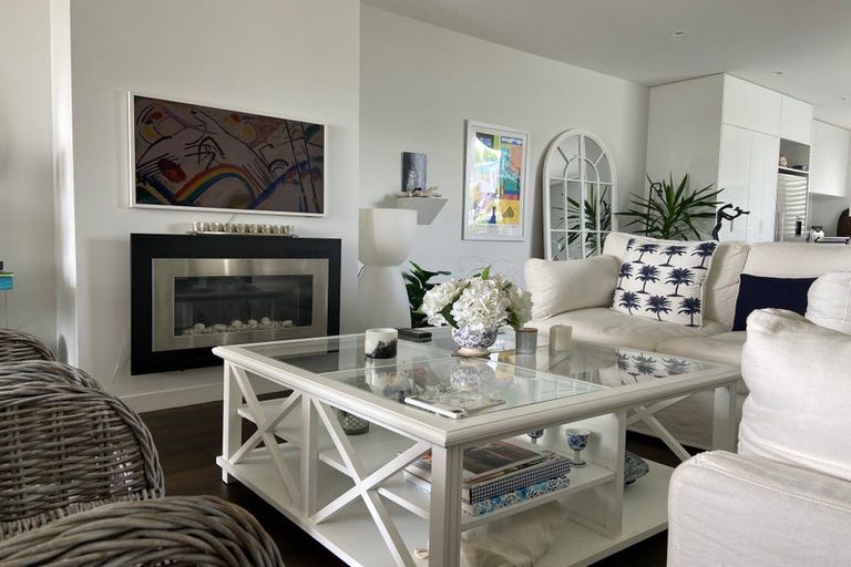 Photo of property in 7/83 Hinemoa Street, Birkenhead, Auckland, 0626