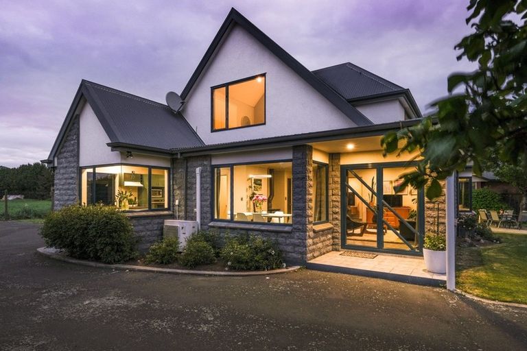 Photo of property in 103 Bush Road, Mosgiel, 9024