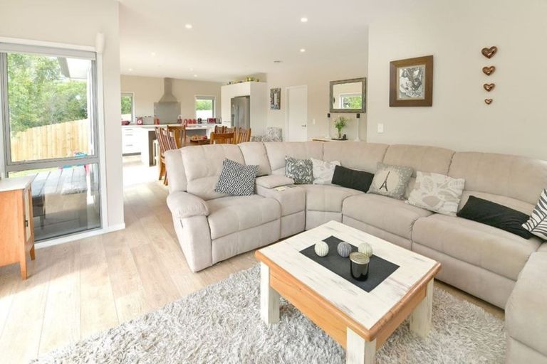 Photo of property in 5 Michelia Lane, Kaukapakapa, Helensville, 0875