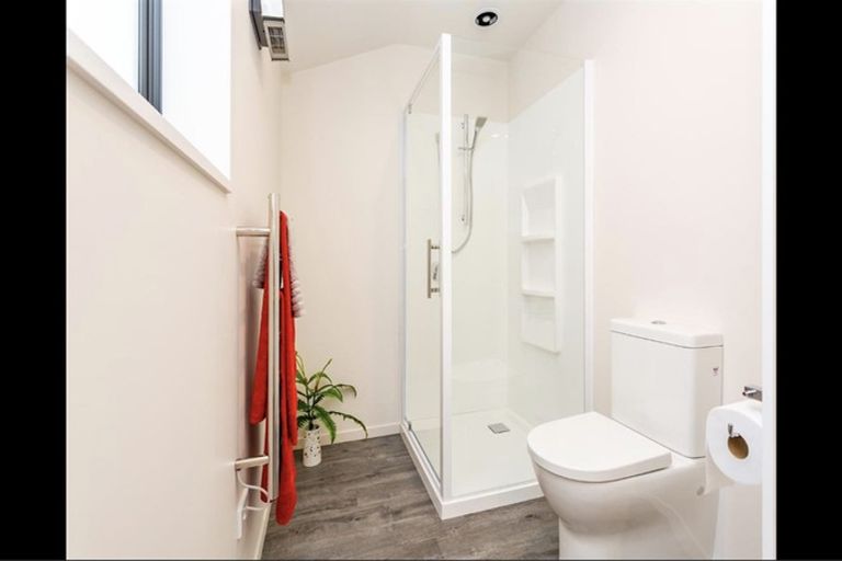 Photo of property in 80h Shakespeare Road, Waltham, Christchurch, 8023