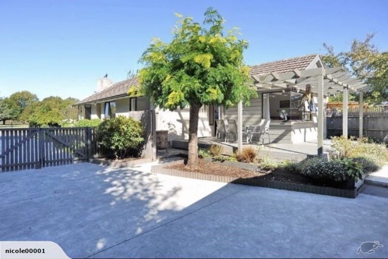 Photo of property in 115 Grimseys Road, Redwood, Christchurch, 8051