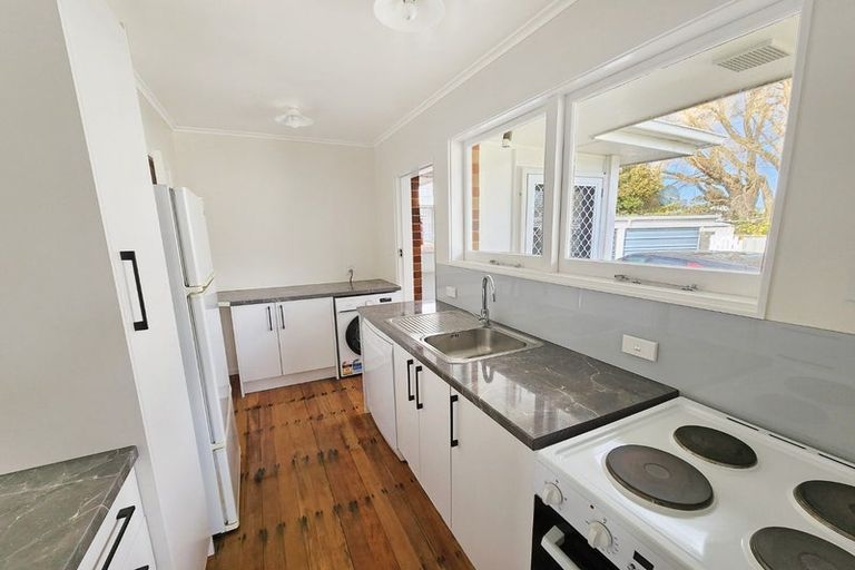 Photo of property in 10 Amberley Grove, Hutt Central, Lower Hutt, 5010