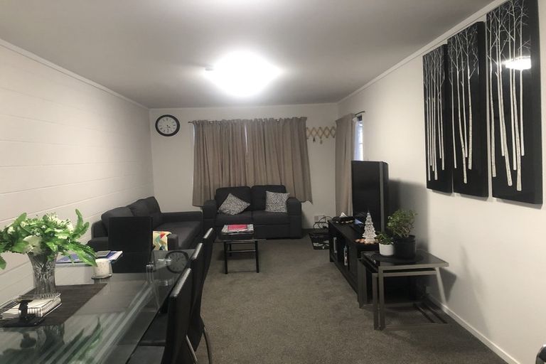 Photo of property in 2/24 Longford Street, Mount Wellington, Auckland, 1060