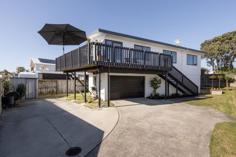 Photo of property in 768b Papamoa Beach Road, Papamoa Beach, Papamoa, 3118