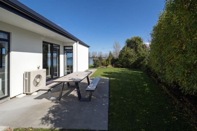 Photo of property in 9 Penbury Close, Huntingdon, Ashburton, 7774